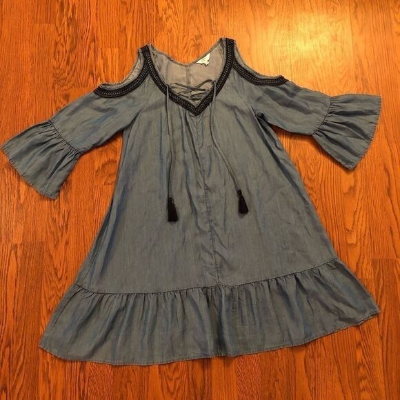 Crown & Ivy | Chambray Cold Shoulder Tent Dress - Picture 1 of 6